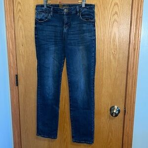 Kut From the Kloth KFK denim jeans‎ size 8. Straight Leg denim jeans everyday